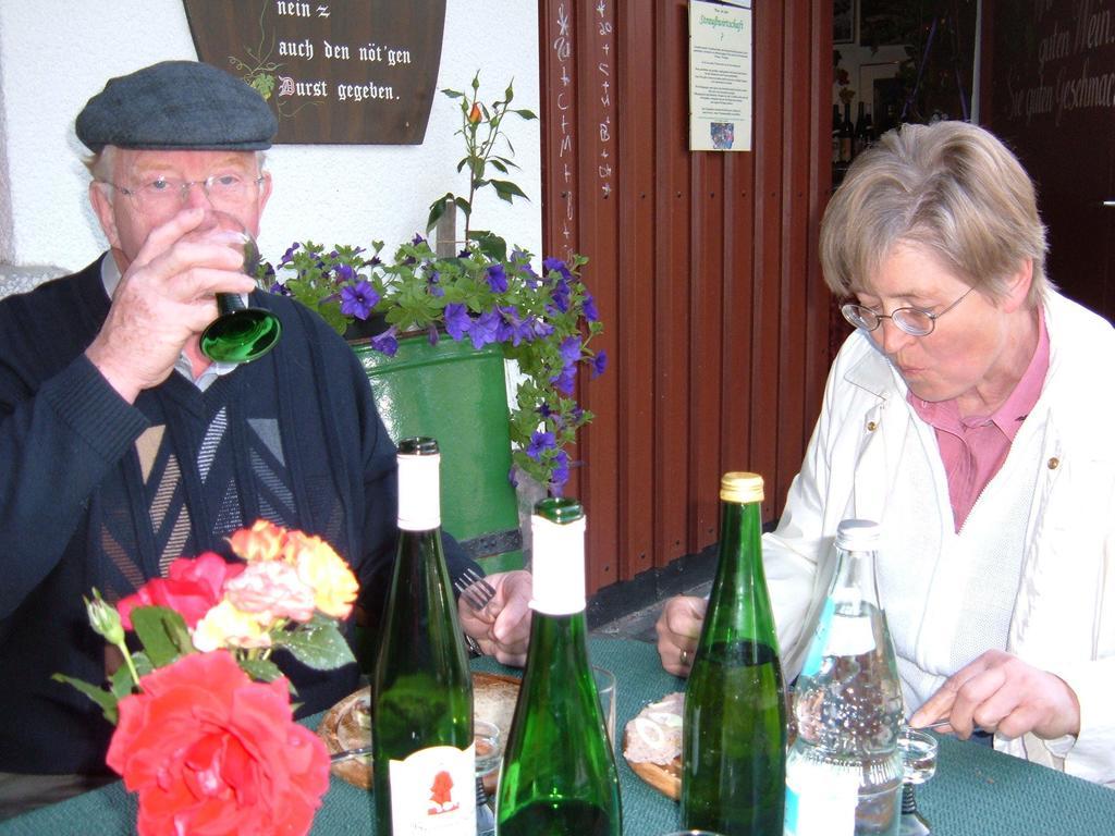 Kleines Winzerhauschen Villa Bremm Room photo