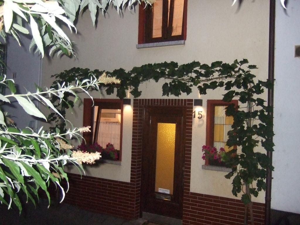 Kleines Winzerhauschen Villa Bremm Room photo
